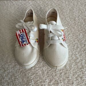 Huggies NWT Vintage Deadstock 1970s/1980’s Diaper Baby White‎ Sneakers Size 5
